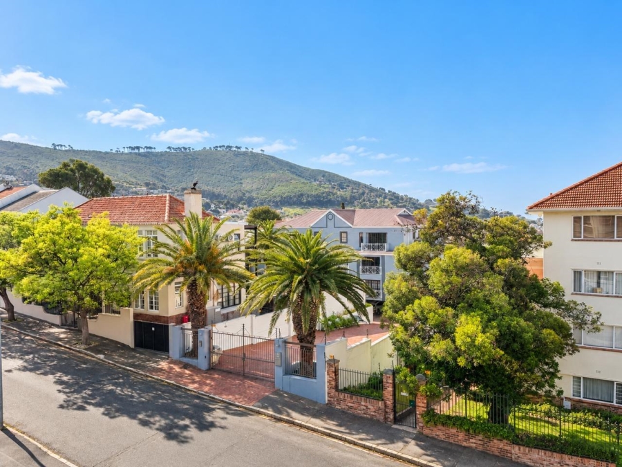 To Let 2 Bedroom Property for Rent in Gardens Western Cape